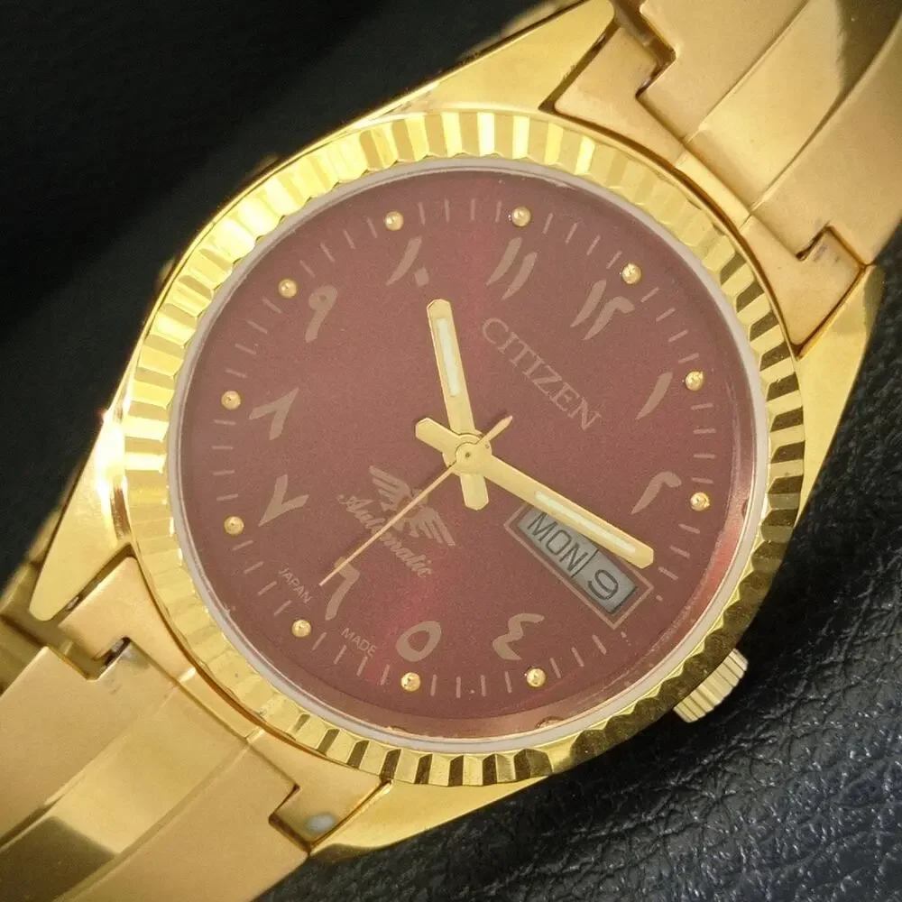 Vintage 1977 Citizen Automatic Mens Gold Watch W/daydate & Arabic accents